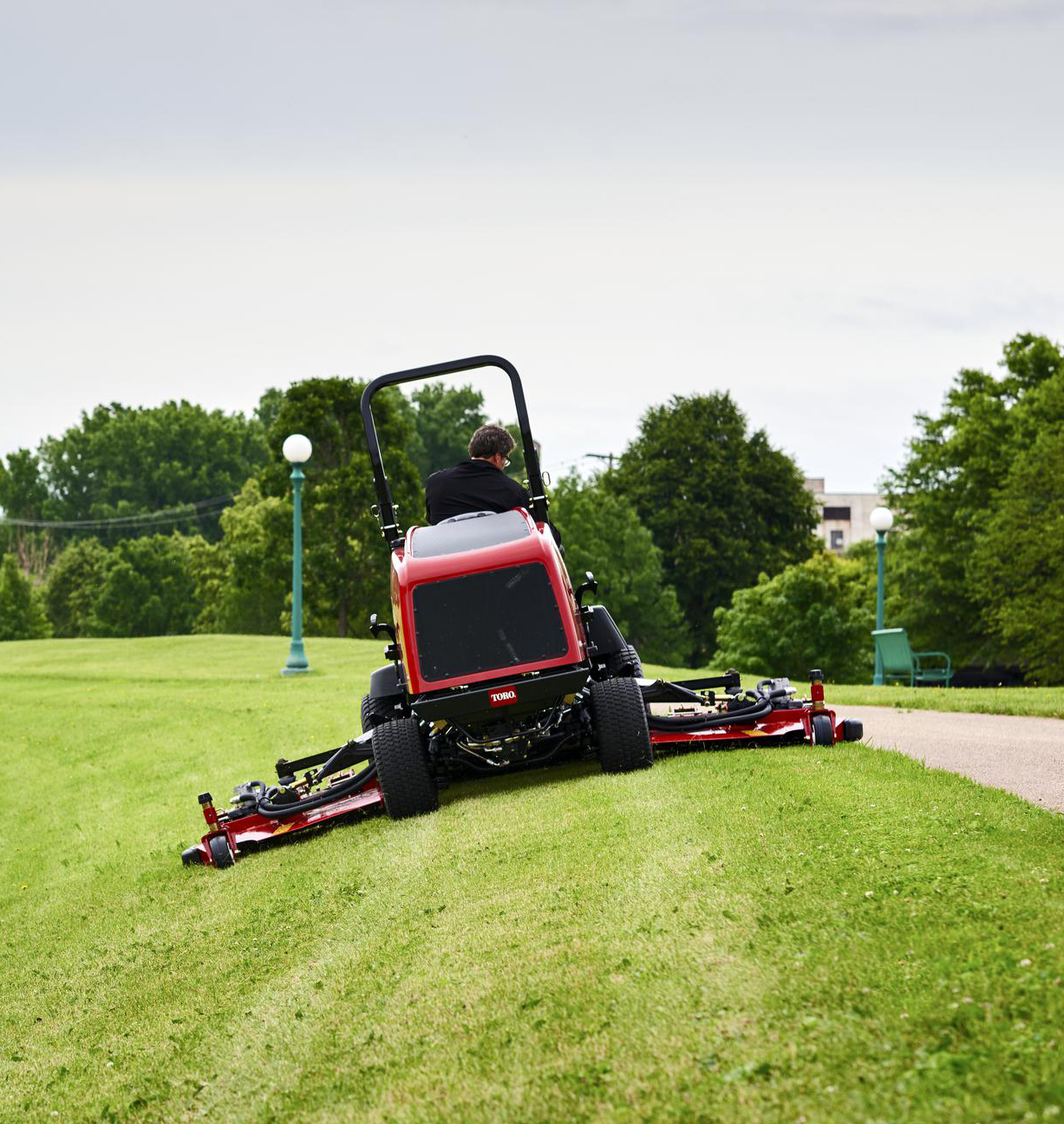 Toro Groundsmaster 4000D Hako