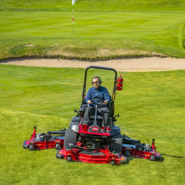 Toro Groundsmaster 4000-D - Bild 2